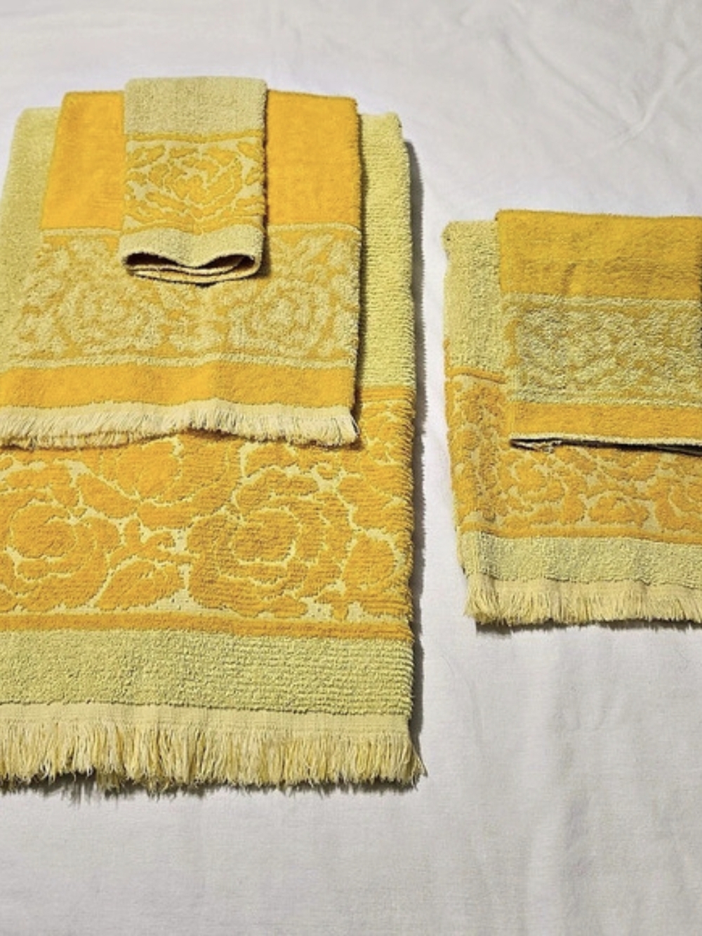 St. Mary's Vintage 70's Floral Towels